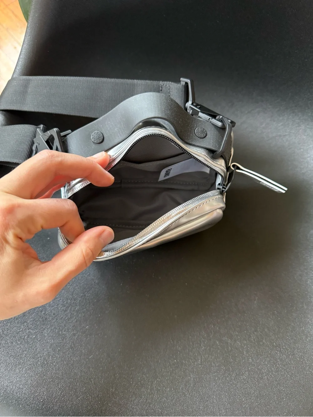 Rains Silver Metallic Box Bag Micro - Picture 4 of 6